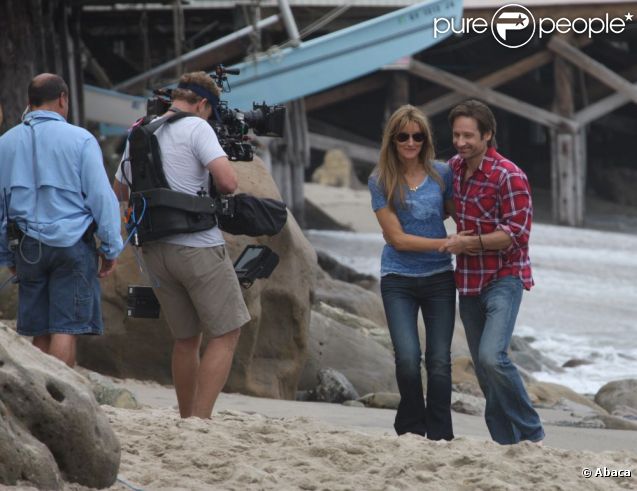  David Duchovny sur le tournage de Californication en compagnie de l'actrice Natascha McElhone le 8 juin 2011 à Los Angeles 
