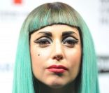 Lady Gaga et ses monsters n'ont pas à s'inquiéter des 336 followers de Loana.