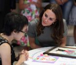 Le prince William et Kate, duchesse de Cambridge, visitent l'hôpital pour enfants Sainte-Justine, à Montréal le 2 juillet 2011
