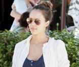 Jessica Alba enceinte, Cash Warren et Honor, balade en famille à Los Angeles le 2 juillet 2011