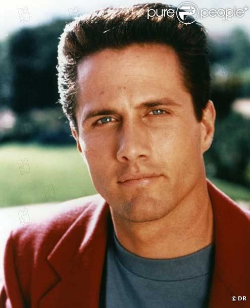 Rob Estes dans les dessous de Palm Beach !