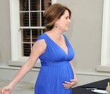 Jenna Fischer enceinte à la première de A Little Help à Los Angeles le 14 juillet 2011