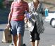 Kate Hudson, son compagnon Matthew Bellamy et son fils Ryder ont profité  d'une journée ensoleillée sur la plage de Malibu le 18 juillet 2011
