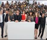 De gauche à droite : Alfonso Cuaron, Sergio Castellitto, Alexandra Maria Lara, Sean Penn, Jeanne Balibar, Marjane Satrapi, Natalie Portman, Rachid Bouchareb et Apichatpong Weerasethakul. 