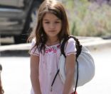 Katie Holmes et Suri Cruise avec son ''bébé'' dans les rues de Los Angeles le 6 août 2011