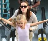 Jennifer Garner a été cherché sa fille Violet à son cours de danse. Los Angeles, 12 août 2011