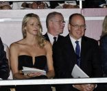 Le prince Albert et Charlene lors de la soirée de clôture du 62e Festival de Musique de Menton. Le 16 août 2011