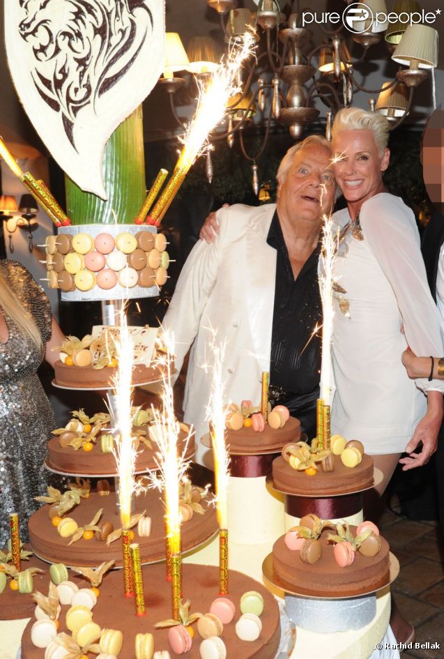 Brigitte Nielsen lors de l'anniversaire de Massimo, en août 2011.