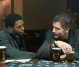 Image du film Les Fils de l'homme avec Clive Owen et Chiwetel Ejiofor 