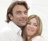 Les Mystères de l'amour, saison 2 : Hélène revient et emménage avec les garçons