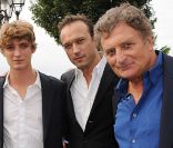Niels Schneider, Vincent Perez et Patrick Rotman lors du festival du film francophone d'Angoulême le 24 août 2011