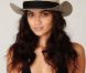Shanina Shaik se dénude pour Free People