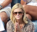 Brooklyn Decker a vécu intensément le troisième tour de son mari Andy Roddick à l'US Open face à Julien Benneteau le dimanche 4 septembre 2011 