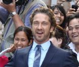 Gerard Butler, en pleine forme, lors du tapis rouge du film Machine Gun Preacher au festival de Toronto le 11 septembre 2011