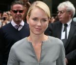 Naomi Watts au défilé printemps 2012 de Calvin Klein lors de la Fashion Week new-yorkaise le 15 septembre 2011