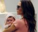 Victoria Beckham pouponne sa petite Harper tout en faisant son shopping !