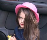 Suri Cruise, fille de Katie Holmes et Tom Cruise, à New York, le 9 septembre 2011. 