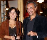 Isabelle Alonso et Georges-Marc Benamou à l'inauguration du coffret Pol Roger imaginé par Nathalie Garçon. 26 septembre 2011