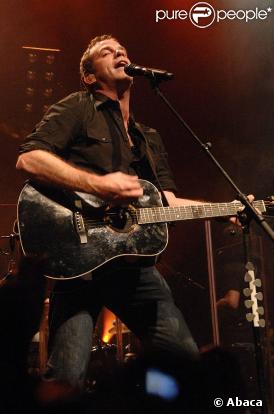 Garou hier soir sur la scène de La Cigale à Paris