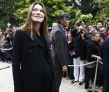 Carla Bruni-Sarkozy est sur le point d\'accoucher... Peut-être dimanche 9 octobre ? Paris, 17 octobre 2011