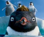 Happy Feet 2 affiche un beau casting : Brad Pitt, Matt Damon, Elijah Wood, Robin Williams et Pink.<br />