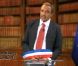 Nikos Aliagas entre dans la peau de Jacques Chirac dans La nuit nous appartient , sur Comédie+ dans l'émission diffusée le jeudi 13 octobre 2011.