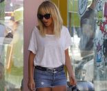 Nicole Richie, nouvelle leçon de mode pour la maman modèle