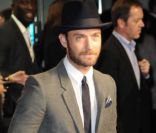 La star Jude Law à l\'avant-première de 360 le 12 octobre 2011 à Londres
