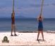 Virginie dans l'épreuve des poteaux dans Koh Lanta, vendredi 14 octobre 2011 sur TF1