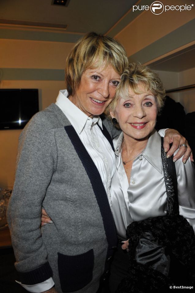 Alice Dona et Annie Cordy lors du concert exceptionnel de Serge Lama, à L'Olympia, le 9 octobre 2011.