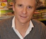 Denis Brogniart  