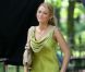 Blake Lively alias Serena Van der Woodsen dans Gossip Girl : un top Adam Silk et un simple jean