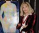 Amanda Lear à l'hôtel Mathurin, présente ses toiles et son livre, le 18 octobre 2011