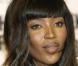 Naomi Campbell met aux enchères sa tenue d'Ugly Betty