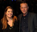 Michael Winterbottom et sa girlfriend à Londres pour la première de Trishna, le 22 octobre 2011