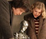 Asa Butterfield et Chloe Moretz dans Hugo Cabret.