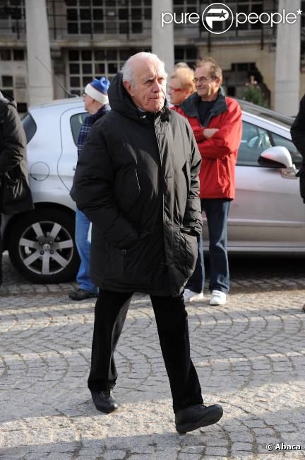 Jacques Balutin lors des obsèques de Jean Amadou au Père-Lachaise, le 27 octobre 2011