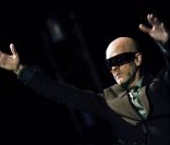 Michael Stipe et R.E.M. en concert en 2008<br />