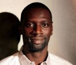 Omar Sy se déhanche dans On n'est pas couché sur France 2 le samedi 29 octobre 2011