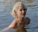 Michelle Williams dans l'eau de My week with Marilyn