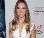 Hilary Swank à Los Angeles pour l\'avant-première de J. Edgar, le 3 novembre.