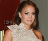 Jennifer Lopez a sorti le grand jeu lors du Gala Glamour organisé à New York. Le 7 novembre 2011