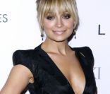 Nicole Richie splendide lors des ACE awards à New York le 7 novembre 2011