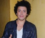 Kev Adams pour le lancement du DVD Tout sur Jamel à Paris, le 16 novembre 2011.
