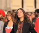 Pour le clip de  Non ho mai smesso , deuxième extrait de son album  Inedito , Laura Pausini a investi la Piazza Duomo Milano, le parvis de la catédrale de Milan, en compagnie de dizaines de figurants.
