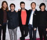 Maroon 5 lors du lancement de Google music, à Los Angeles, le 16 novembre 2011