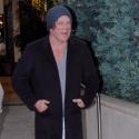 Mickey Rourke : Avec chemise mais... sans pantalon !