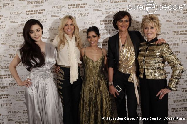 Fan Bingbing, Aimee Mullins, Freida Pinto, Inès de la Fressange, Jane Fonda lors de la soirée L'Oréal du 14 novembre 2011 