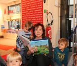 Marlène Jobert le 26 novembre 2011 dans la librairie Carré d'encre 