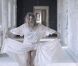 Image extraite du clip So much trouble d'Izïa, 2011.